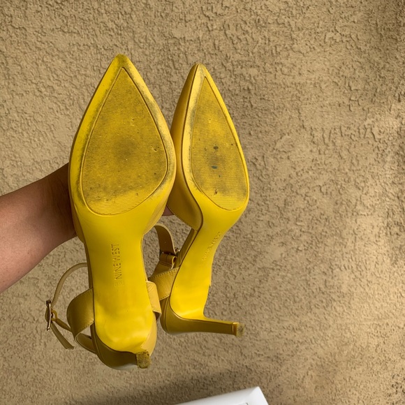 Nine West yellow leather pointy pumps sandals 8.5 - Picture 8 of 16